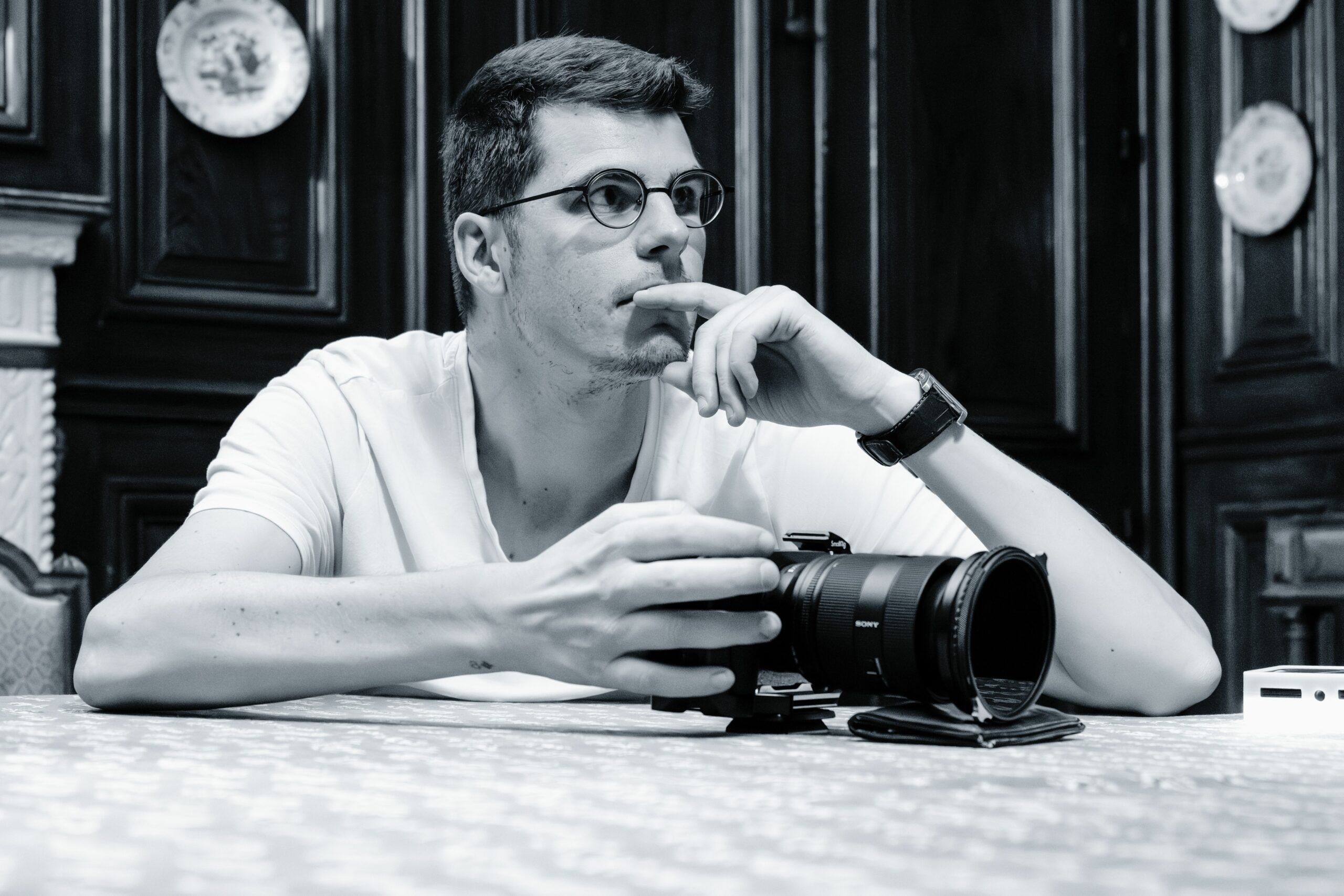 https://www.instagram.com/chrisdeschamps_photographe/%20Modifier